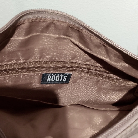 Roots Shoulder Bag - Picture 4 of 5